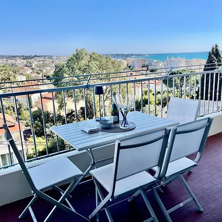 아파트 Superb Floor, Sea And Mountain View