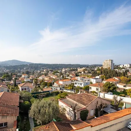 Superb Floor, Sea And Mountain View Daire Antibes
