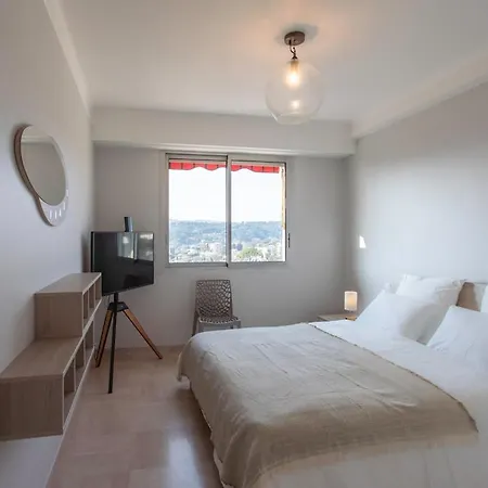 Superb Floor, Sea And Mountain View * Antibes