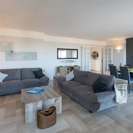 Superb Floor, Sea And Mountain View 公寓 *