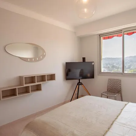 Superb Floor, Sea And Mountain View * Antibes