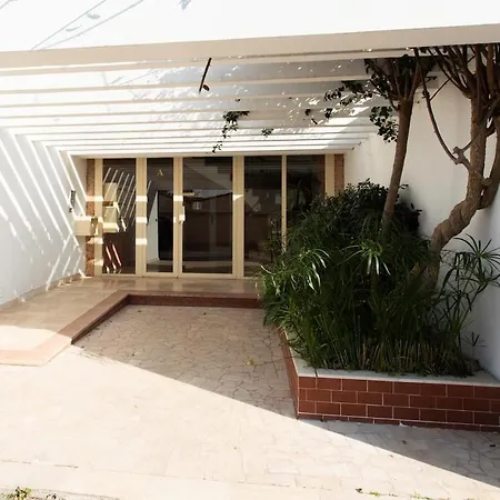 公寓 Superb Floor, Sea And Mountain View