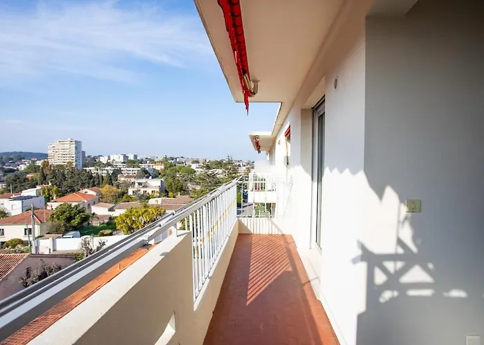Superb Floor, Sea And Mountain View Apartment