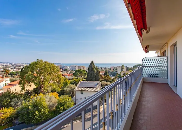 Superb Floor, Sea And Mountain View Antibes