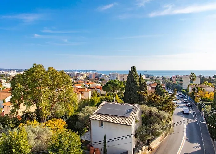 Superb Floor, Sea And Mountain View Apartment