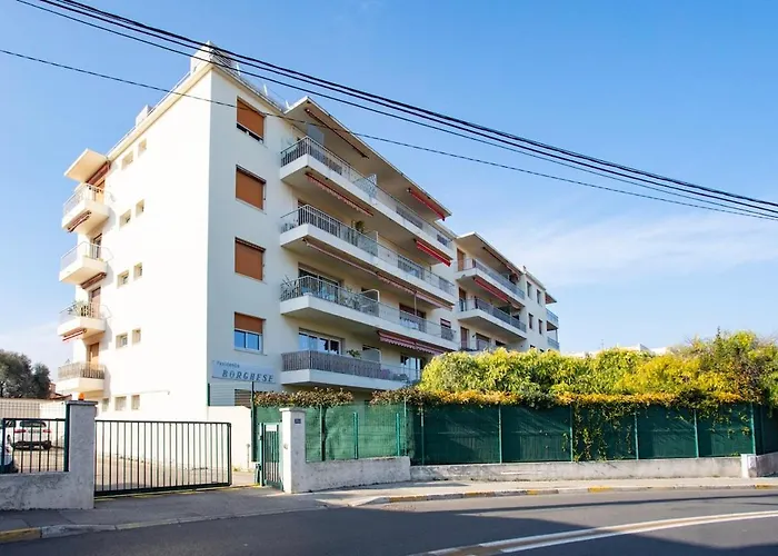 Superb Floor, Sea And Mountain View Apartment